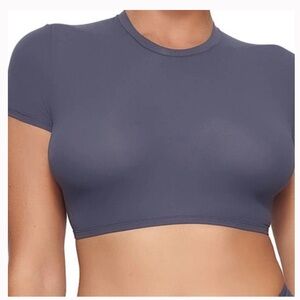 Skims FITS EVERYBODY SUPER CROPPED T-SHIRT | MARINE